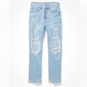 American Eagle Jeans Size 8 | never worn, ripped jeans, boyfriend jeans